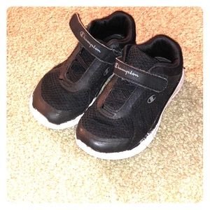Toddler boys champion sneakers